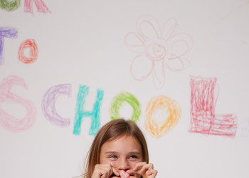 Back to School 2025: скидки до 40% на обувь для школьников в сети WeShoes