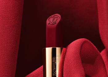  Bobbi Brown представляет коллекцию ультраматовых помад с глубоким увлажнением