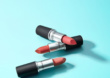 Pre Black Friday: акции, скидки и подарки от крупнейших мировых бьюти-брендов