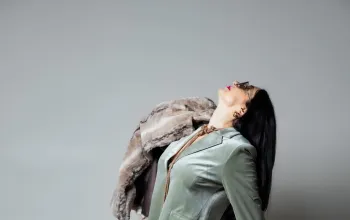 Вдохновленные ритмом: пять новогодних образов от стилиста