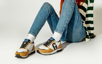 Зимние сидки в WeShoes на брендовую модную обувь, в которой мы исследуем мир и себя